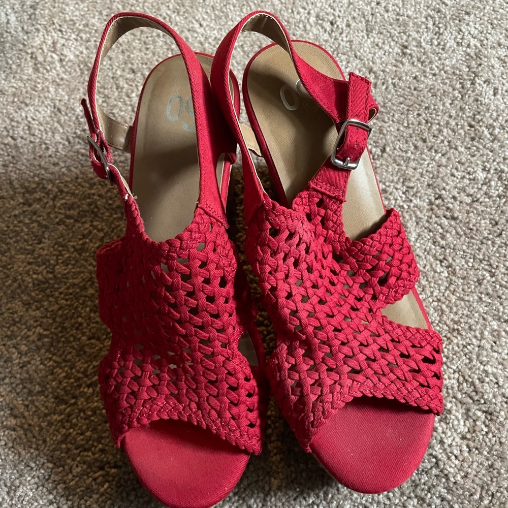 Red Woven Women's Sandals